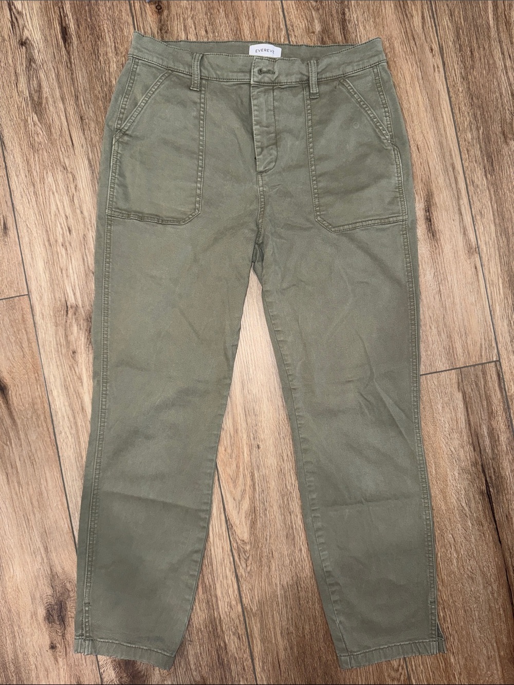 Evereve women’s Olive Green Ankle Pants - 30x26